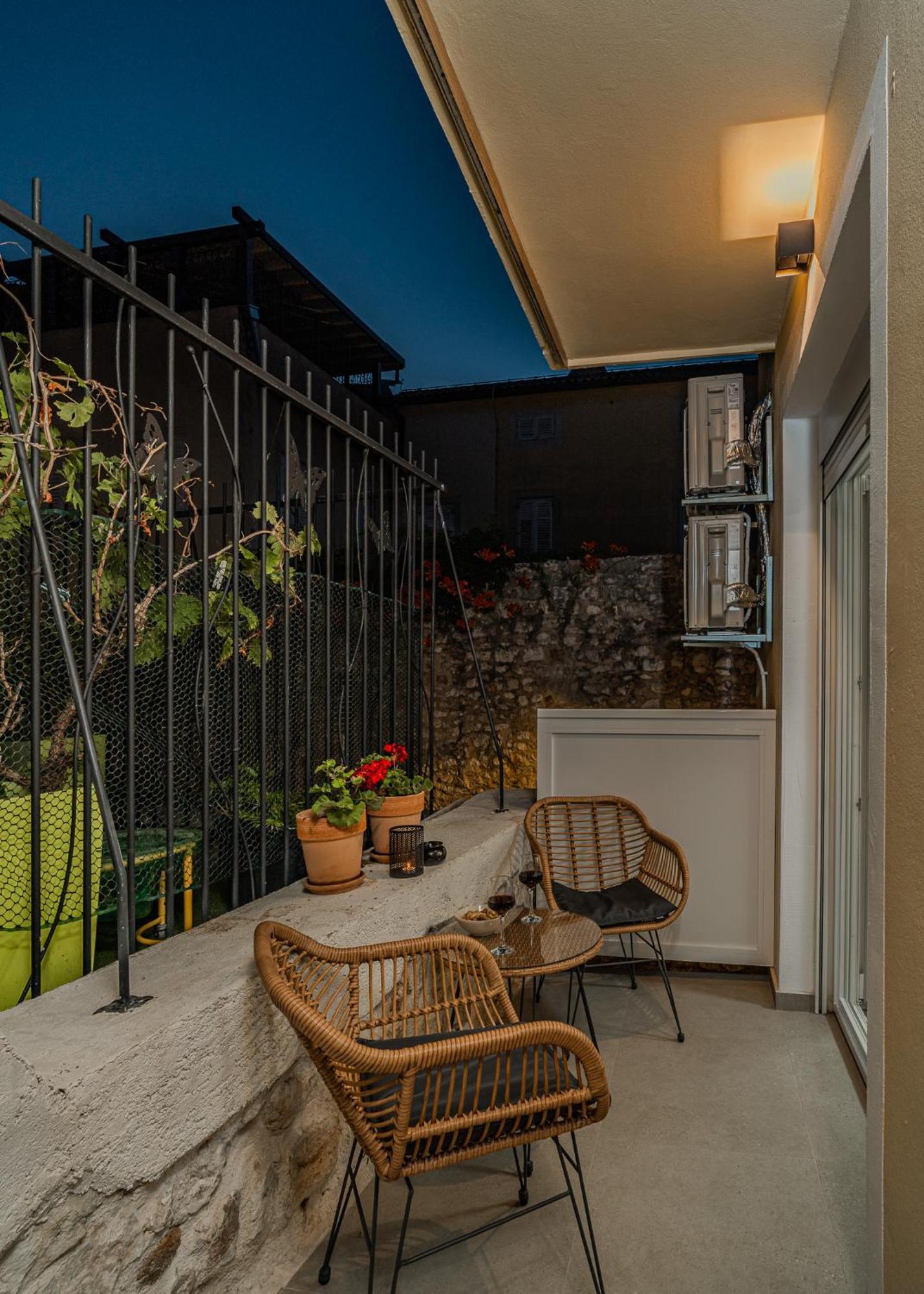 Amaro Luxury Room & Studio Apartman With Balcony Zadar Buitenkant foto