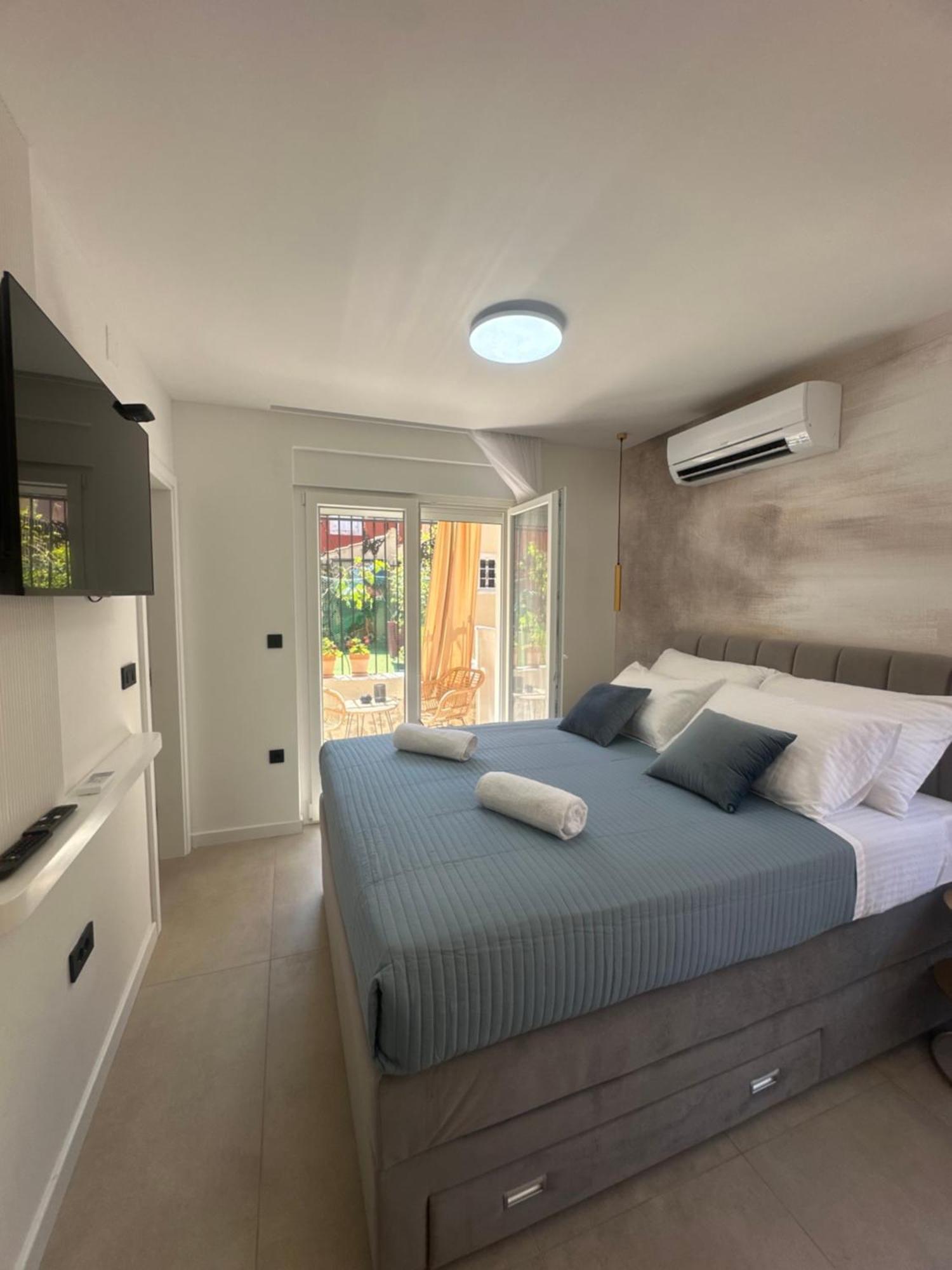 Amaro Luxury Room & Studio Apartman With Balcony Zadar Buitenkant foto