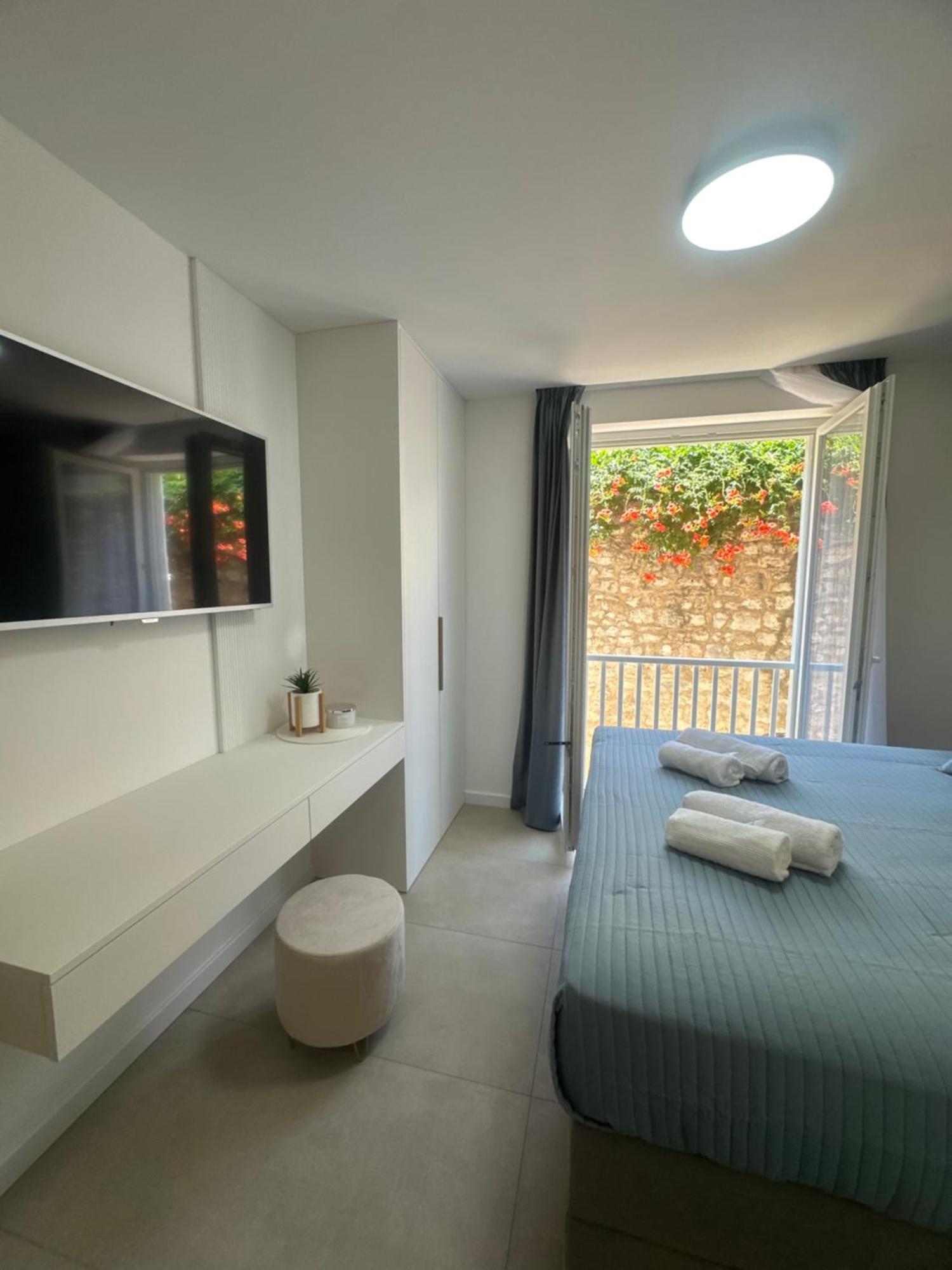 Amaro Luxury Room & Studio Apartman With Balcony Zadar Buitenkant foto
